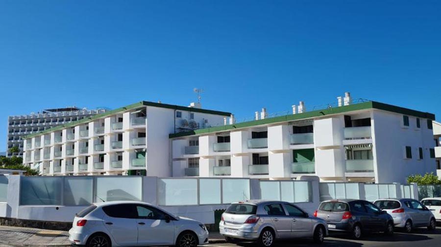 Golf van boetes voor bewoners van appartementen op vakantiecomplexen